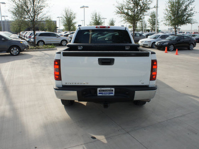 chevrolet silverado 1500 2009 white lt gasoline 8 cylinders 4 wheel drive automatic 76137