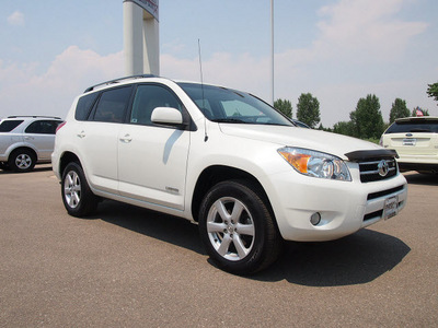 toyota rav4 2007 white suv limited gasoline 6 cylinders 4 wheel drive 5 speed automatic 80504