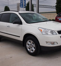 chevrolet traverse 2012 white ls gasoline 6 cylinders front wheel drive automatic 77304