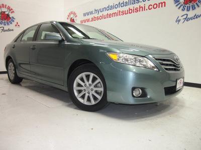 toyota camry 2010 green sedan xle gasoline 4 cylinders front wheel drive automatic 75150