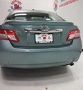 toyota camry 2010 green sedan xle gasoline 4 cylinders front wheel drive automatic 75150