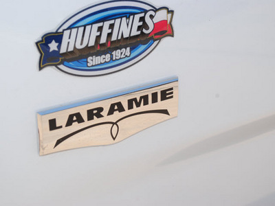 ram ram pickup 1500 2012 white laramie gasoline 8 cylinders 4 wheel drive automatic 75067
