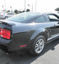 ford mustang 2005 black coupe v6 deluxe gasoline 6 cylinders rear wheel drive automatic 34474
