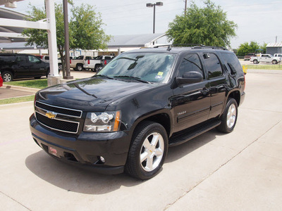 chevrolet tahoe 2011 black suv lt flex fuel 8 cylinders 2 wheel drive automatic 76049