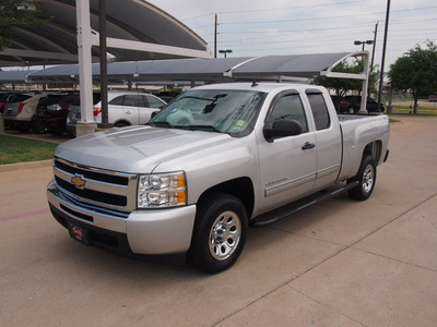 chevrolet silverado 1500 2010 silver pickup truck ls flex fuel 8 cylinders 2 wheel drive automatic 76049