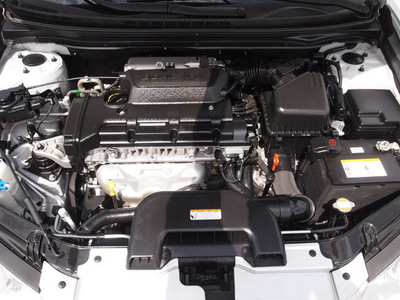 hyundai elantra 2010 silver sedan gls gasoline 4 cylinders front wheel drive automatic 76049