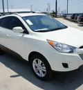 hyundai tucson 2012 cotton whi gls gasoline 4 cylinders front wheel drive 6 speed automatic 76087