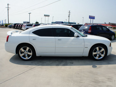 dodge charger 2010 white sedan r t gasoline 8 cylinders rear wheel drive automatic 76087