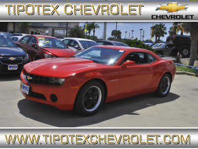 chevrolet camaro 2012 red coupe ls gasoline 6 cylinders rear wheel drive 6 speed manual 78521