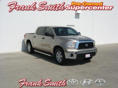 toyota tundra 2008 tan sr5 gasoline 8 cylinders 2 wheel drive automatic 78577