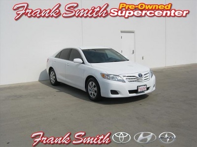 toyota camry 2010 white sedan le gasoline 4 cylinders front wheel drive automatic 78577