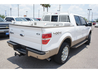 ford f 150 2011 white king ranch gasoline 6 cylinders 4 wheel drive automatic 78539