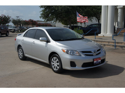 toyota corolla 2011 silver sedan le gasoline 4 cylinders front wheel drive automatic 77566