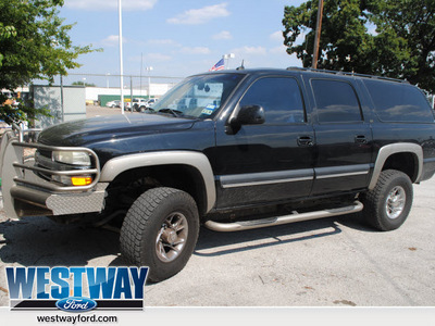 chevrolet suburban 2003 black suv gasoline 8 cylinders 4 wheel drive 4 speed automatic 75062