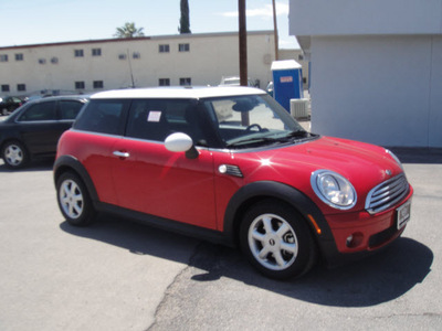 mini cooper 2009 red hatchback gasoline 4 cylinders front wheel drive automatic 79925