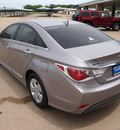 hyundai sonata hybrid 2012 silver sedan blue hybrid 4 cylinders front wheel drive 6 speed automatic 76049