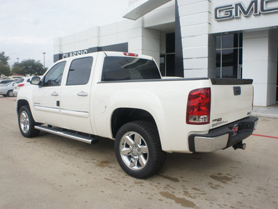 gmc sierra 1500 2012 white sle flex fuel 8 cylinders 2 wheel drive not specified 75007