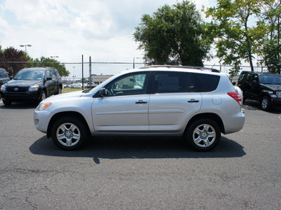 toyota rav4 2009 silver suv gasoline 4 cylinders 4 wheel drive automatic 19153