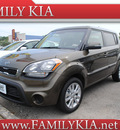 kia soul 2012 green wagon soul gasoline 4 cylinders front wheel drive 6 speed automatic 77539