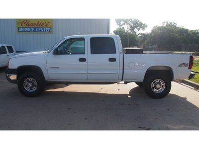 chevrolet silverado 2500hd 2003 white ls gasoline 8 cylinders 4 wheel drive automatic with overdrive 77340