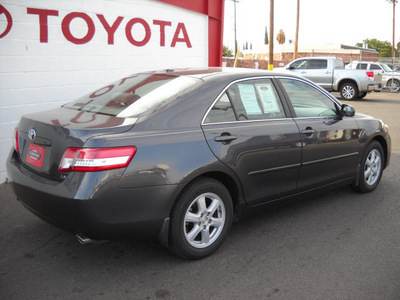 toyota camry 2010 gray sedan gasoline 6 cylinders front wheel drive automatic 79925