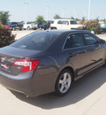 toyota camry 2012 gray sedan se gasoline 4 cylinders front wheel drive automatic 76049