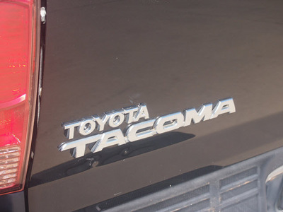 toyota tacoma 2006 black gasoline 4 cylinders rear wheel drive automatic 76049