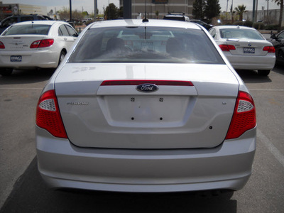 ford fusion 2010 silver sedan s gasoline 4 cylinders front wheel drive automatic 79925