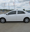 toyota corolla 2010 white sedan le gasoline 4 cylinders front wheel drive automatic with overdrive 77469