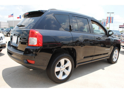 jeep compass 2012 black suv sport gasoline 4 cylinders 2 wheel drive automatic 77521