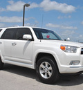 toyota 4runner 2012 white suv sr5 gasoline 6 cylinders 2 wheel drive 5 speed automatic 78521