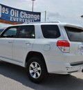 toyota 4runner 2012 white suv sr5 gasoline 6 cylinders 2 wheel drive 5 speed automatic 78521