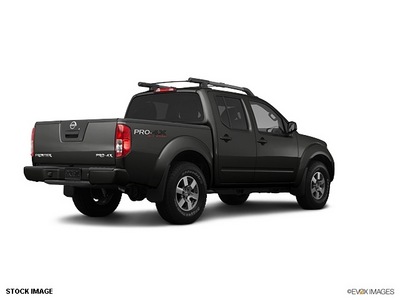 nissan frontier 2012 pro 4x gasoline 6 cylinders 4 wheel drive 6 speed manual 77090