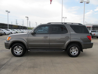 toyota sequoia 2004 dk  gray suv limited gasoline 8 cylinders rear wheel drive automatic with overdrive 77469