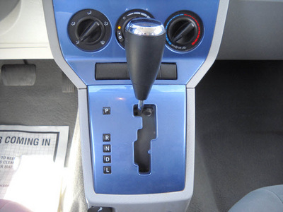 dodge caliber 2007 silver hatchback sxt gasoline 4 cylinders front wheel drive automatic 79936
