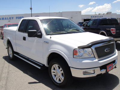 ford f 150 2004 white gasoline 8 cylinders 4 wheel drive automatic 79936