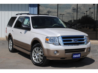 ford expedition 2011 white suv xlt flex fuel 8 cylinders 2 wheel drive automatic 78861