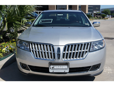 lincoln mkz 2012 silver sedan gasoline 6 cylinders front wheel drive 5 speed automatic 77373