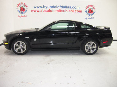 ford mustang 2009 black coupe gt deluxe gasoline 8 cylinders rear wheel drive 5 speed manual 75150