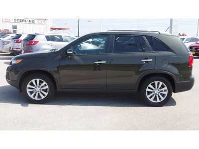 kia sorento 2011 green lx gasoline 6 cylinders 2 wheel drive automatic with overdrive 77802