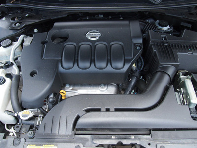 nissan altima 2010 black sedan 2 5 s gasoline 4 cylinders front wheel drive automatic 77521