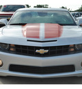 chevrolet camaro 2011 silver coupe ss gasoline 8 cylinders rear wheel drive automatic 78130