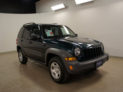 jeep liberty 2006 green suv sport gasoline 6 cylinders rear wheel drive automatic 75219