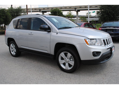 jeep compass 2012 silver suv sport gasoline 4 cylinders 2 wheel drive automatic 77017