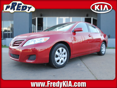 toyota camry 2011 red sedan le gasoline 4 cylinders front wheel drive automatic 77034