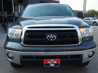 toyota tundra 2011 gray grade gasoline 8 cylinders 2 wheel drive automatic 77034