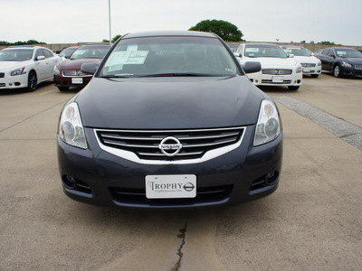 nissan altima 2012 dk  gray sedan 2 5 s gasoline 4 cylinders front wheel drive cont  variable trans  75150