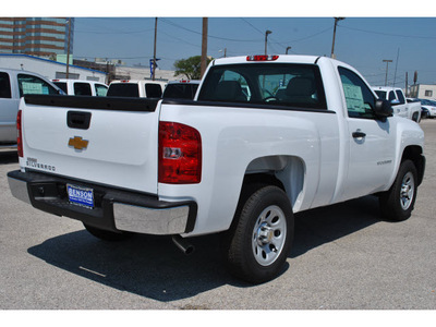 chevrolet silverado 1500 2012 white work truck gasoline 6 cylinders 2 wheel drive automatic 78216