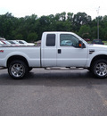 ford f 250 super duty 2008 white xlt gasoline 8 cylinders 4 wheel drive not specified 75672