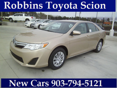 toyota camry 2012 tan sedan le gasoline 4 cylinders front wheel drive automatic 75569